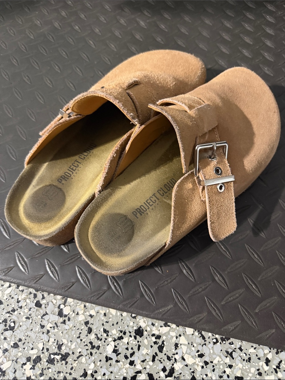 Project Cloud Clogs - Picture 2 of 6